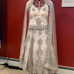 Pakistani formal wear lehenga with blouse/dupatta